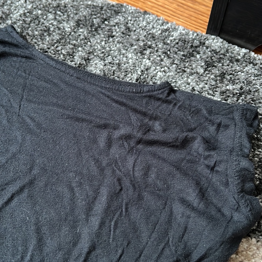 Trouvé cold shoulder tee, black, size M - Picture 3 of 5